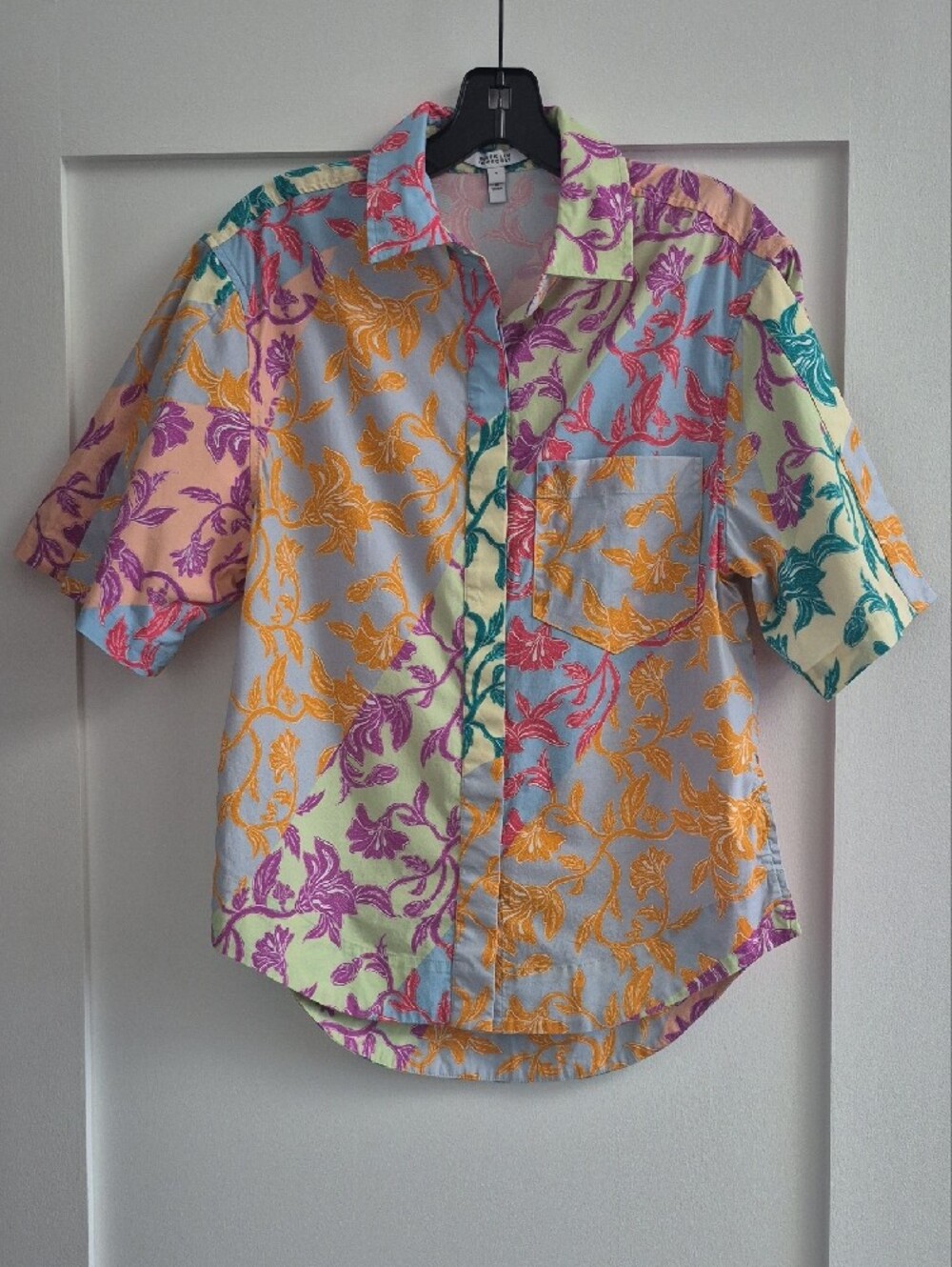 Derek Lam 10 Crosby Multicolor Floral Top w/ Sleeve And Side Slits, Size 4